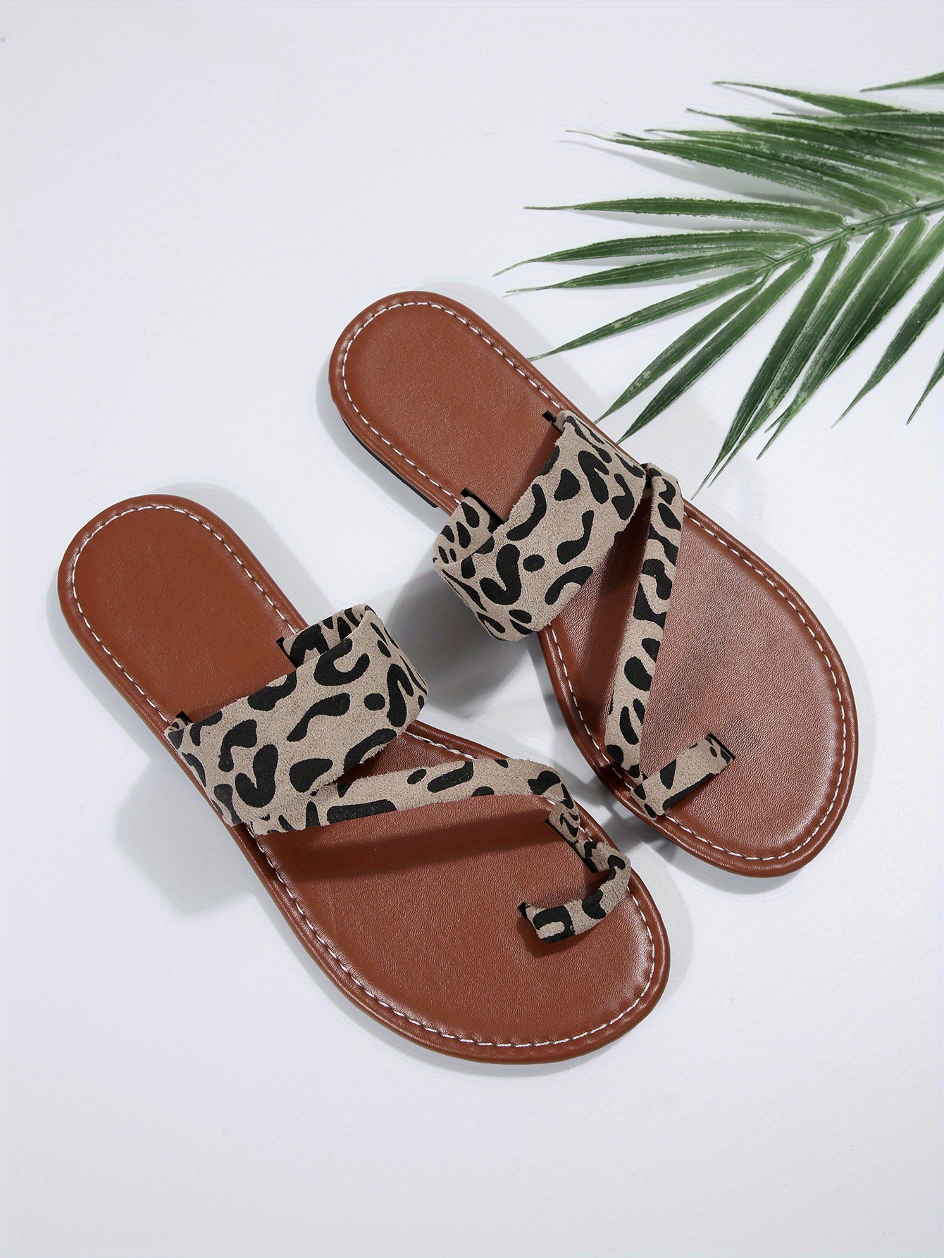 womens leopard printed flat slides toe loop non slip open toe slide sandals outdoor beach slides shoes details 7