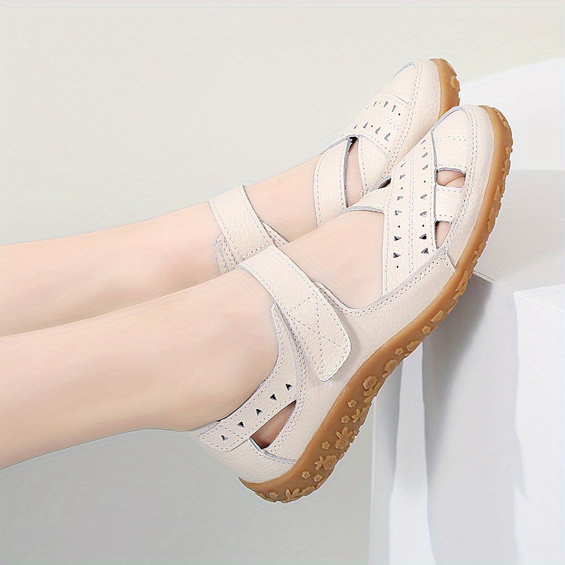 womens casual summer sandals solid color hollow out shoes wear resistant flat sandals details 4